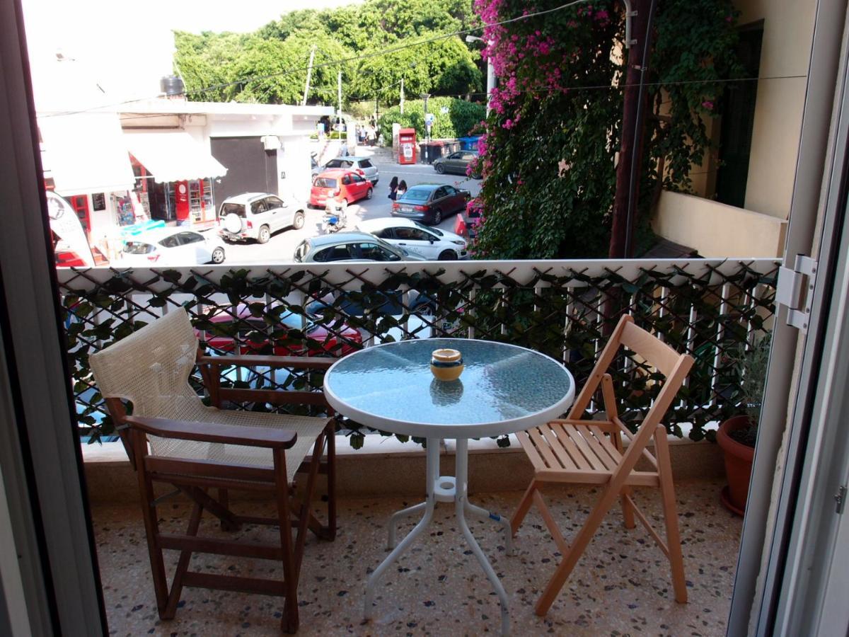 Apartment In The Heart Of Heraklion Exterior foto